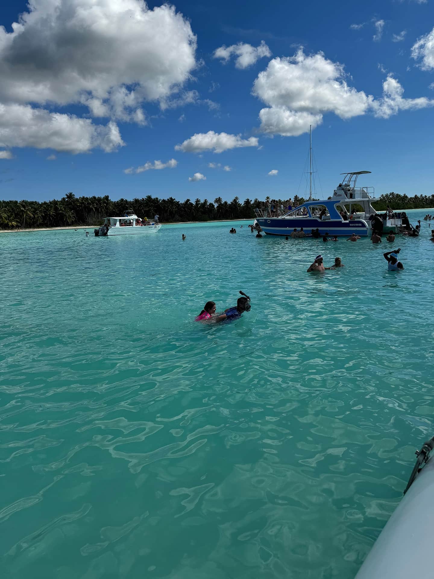 Natürlicher Pool Saona, Dominikanische Republik — Foto von Oleg Yunakov von Wikimedia Commons