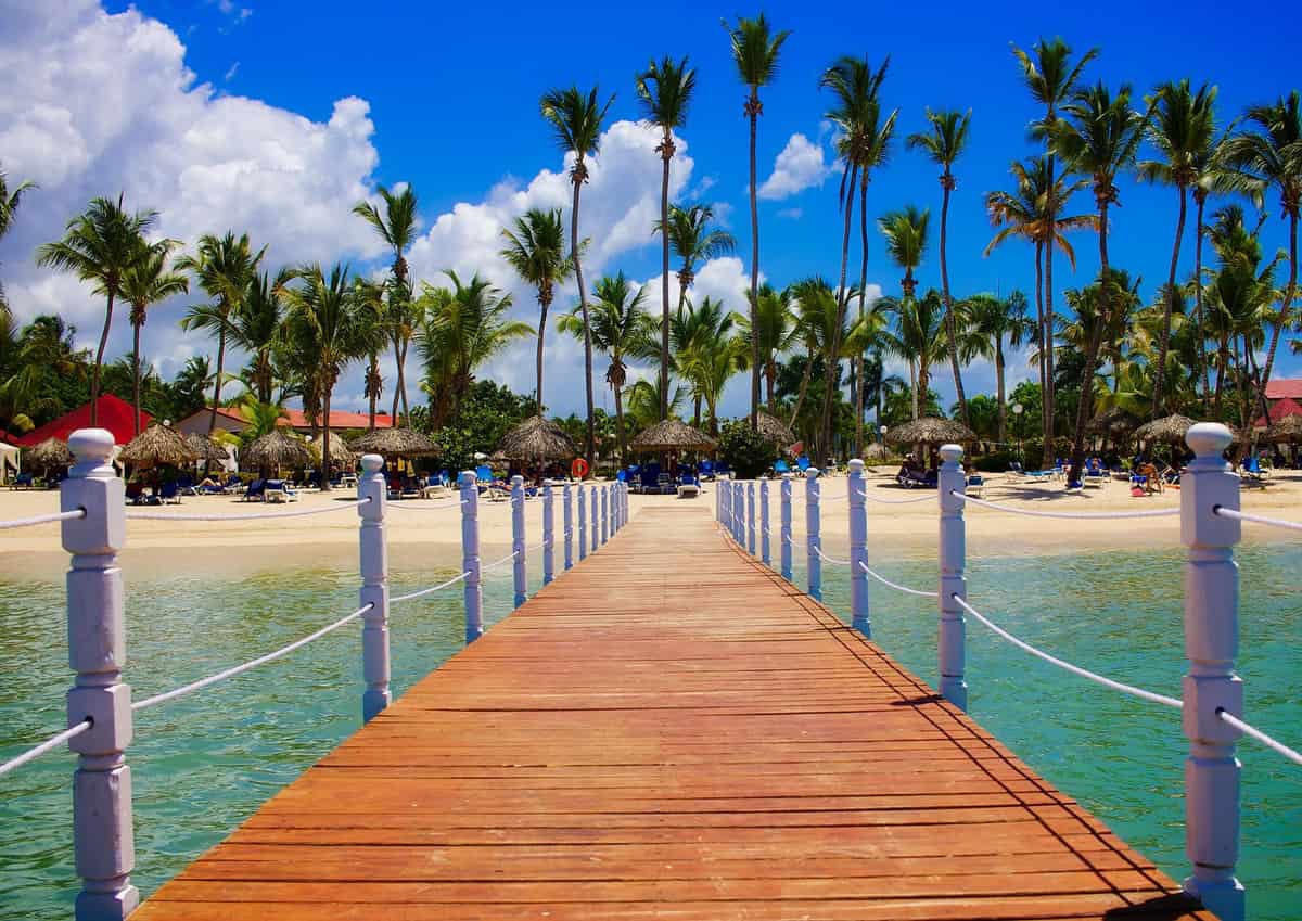 Escena ilustrativa de la excursión a Isla Saona — foto de Pixabay vía Pexels